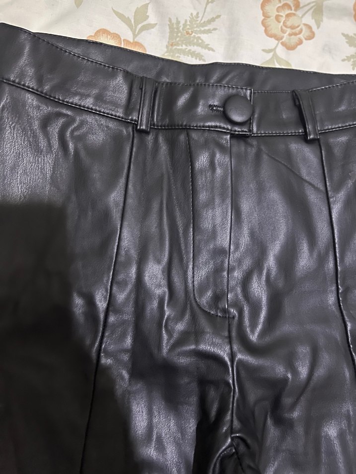 Siyah Deri Kadın Düz Paça Pantolon - Görsel 4