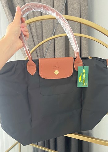 Longchamp ürünü
