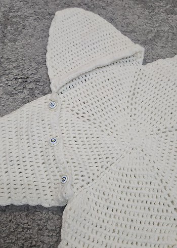 Beyaz İşlemeli Örgü Bebek tulum - Görsel 2