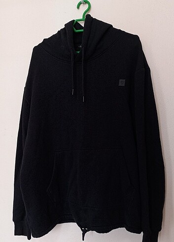 l Beden DeFactoFit Standart Siyah Fit Kapüşonlu Sweatshirt