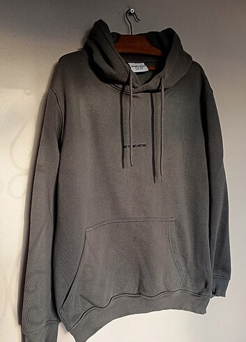 Erkek Yumusaçık Kumaşlı Nakış Detaylı Kapüşonlu Kordonlu Regular - Görsel 3