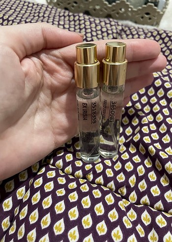 Prada Ex nihilo iris porcelana ve prada paradoxe virtual flower parfüm