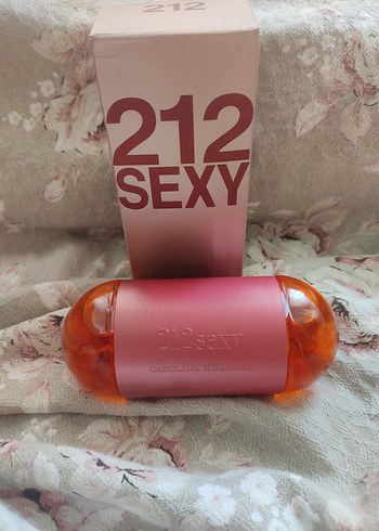 Carolina Herrera 212 Sexy Kadın Parfümü