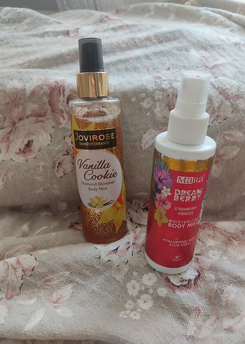 Simli vücut parfümü ve meyve kokuları