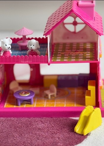 Beden Pembe Mini Oyuncak Ev Seti