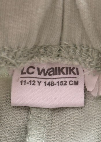 LC Waikiki çocuk eşofman alt.