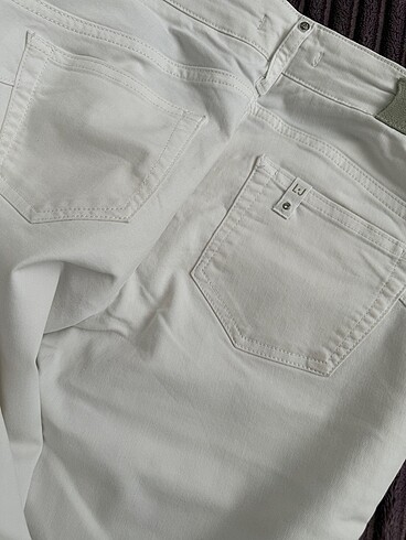 Beyaz kot pantolon - Görsel 3
