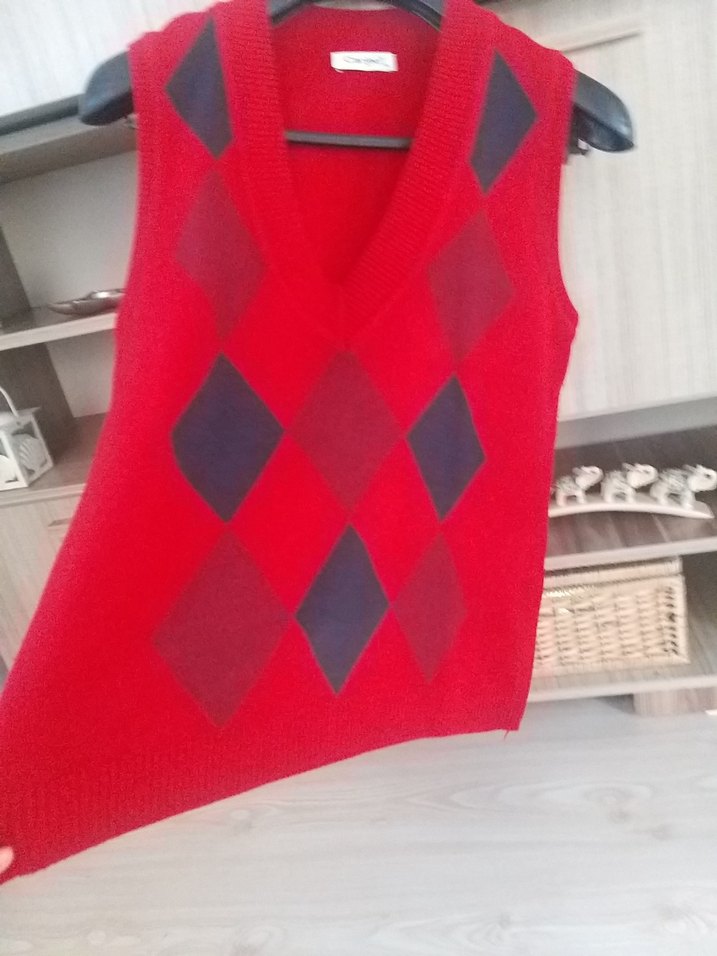Kırmızı V Yaka Ekose Örgü Süveter - Görsel 3