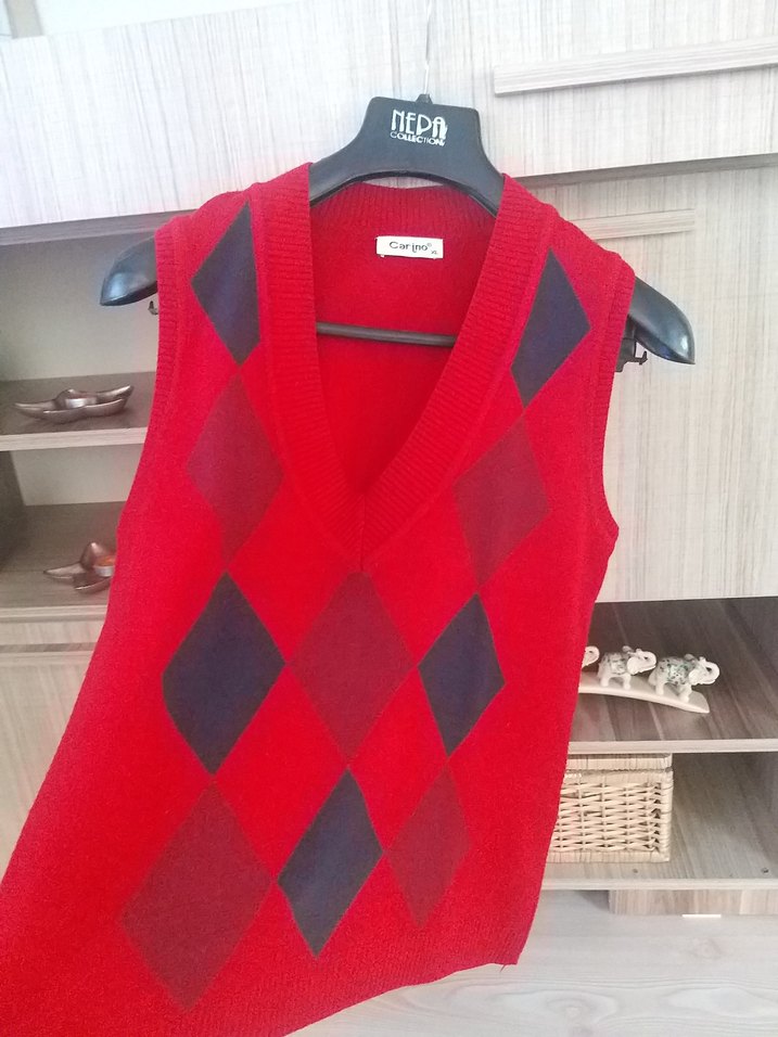 Kırmızı V Yaka Ekose Örgü Süveter - Görsel 4