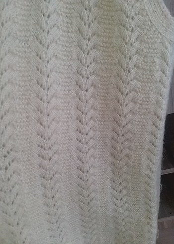 Beyaz V Yaka Örgü Kolsuz Kadın Yelek - Görsel 3