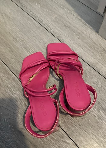 39 Beden Pembe Minimalist Kadın Topuklu Sandalet