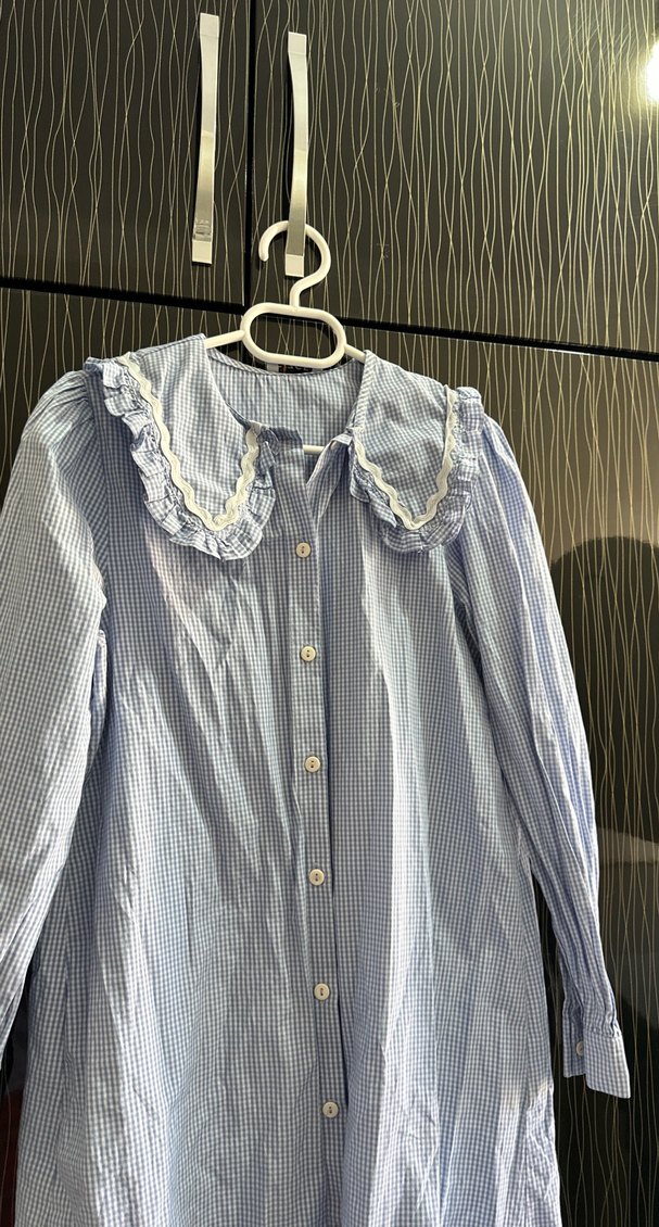 Düğmeli, Uzun Kollu Mavi Midi Kadın Gömlek - Görsel 5