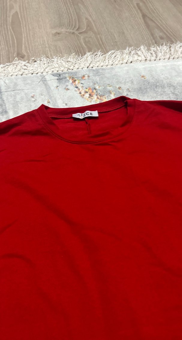 GİÇ GİYİLMEMİŞ SWEAT - Görsel 4