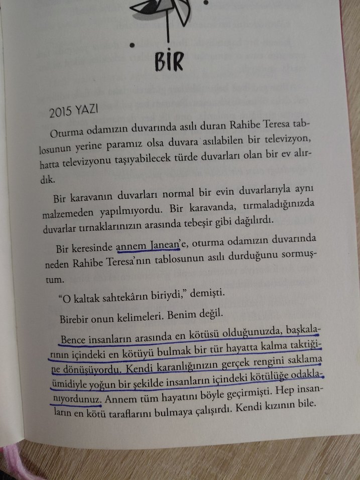 Her Kalp Kırılır kitap - Görsel 3
