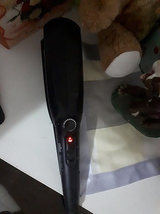 saç düzleştirici 