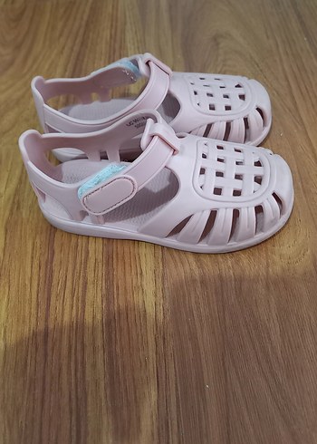 LC Waikiki Kız Çocuk Pembe Pastel sandalet