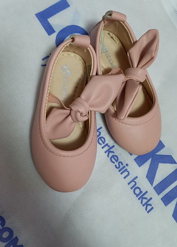 21 Beden pembe Renk Pembe Fiyonk Detaylı Babet
