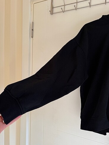 Zara Sweat