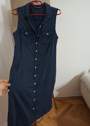 Düğmeli Lacivert Kolsuz Denim Midi Elbise