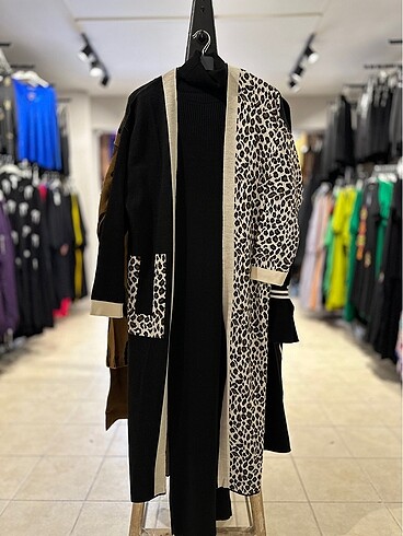 KADIN TRİKO TAKIM LEOPAR