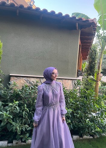 38 Beden mor Renk Uzun Kollu Nakışlı Mor Abiye Elbise