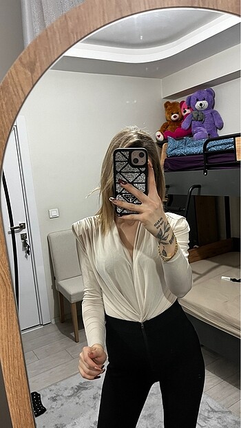 Diğer Omuz vatka detay bluz