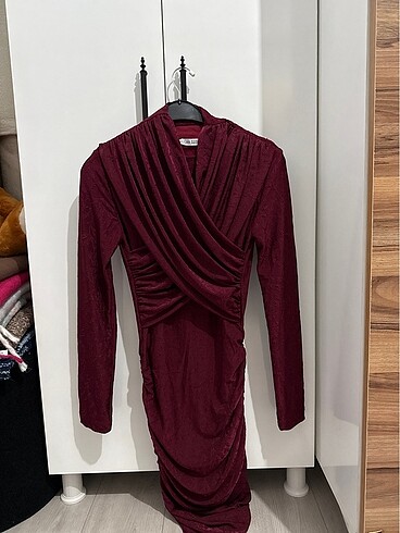 Bordo elbise