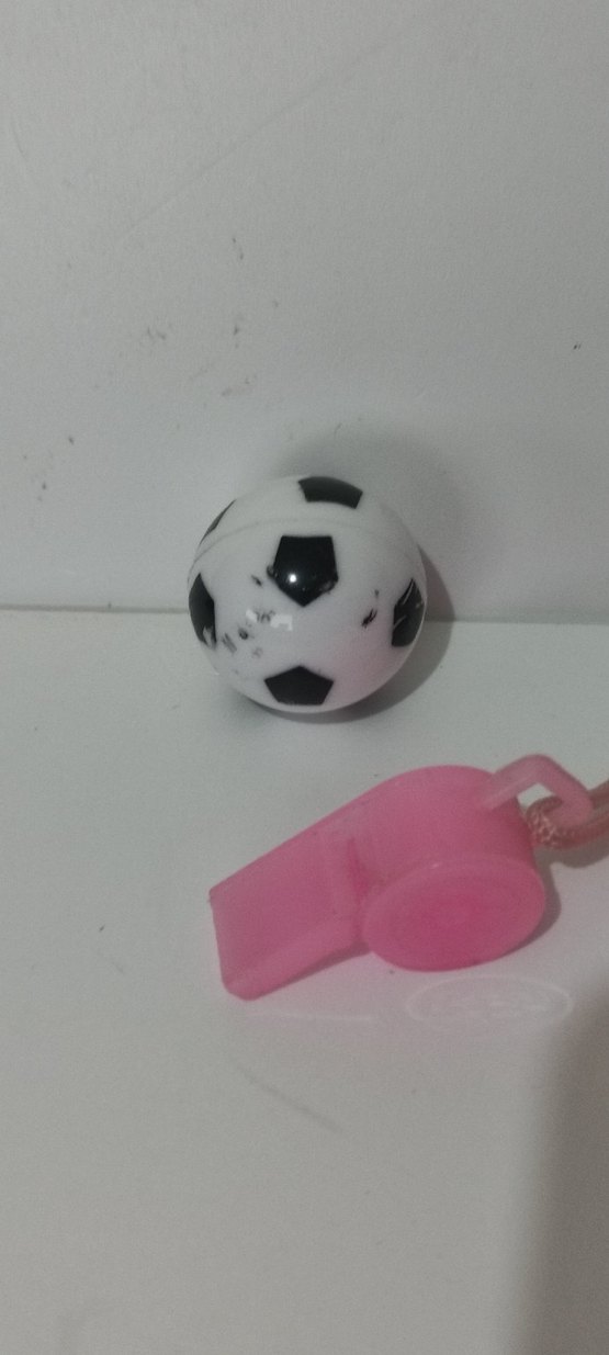 Renkli Futbol Topu Figürlü Düdük - Görsel 5