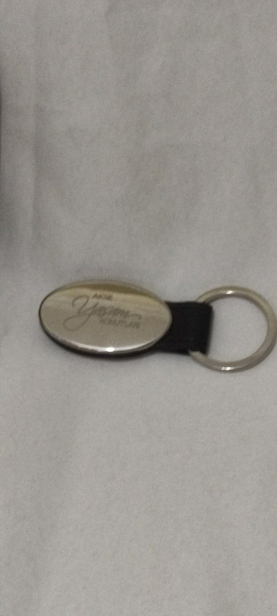 Anahtarlık sıfır kutusunda - Görsel 3