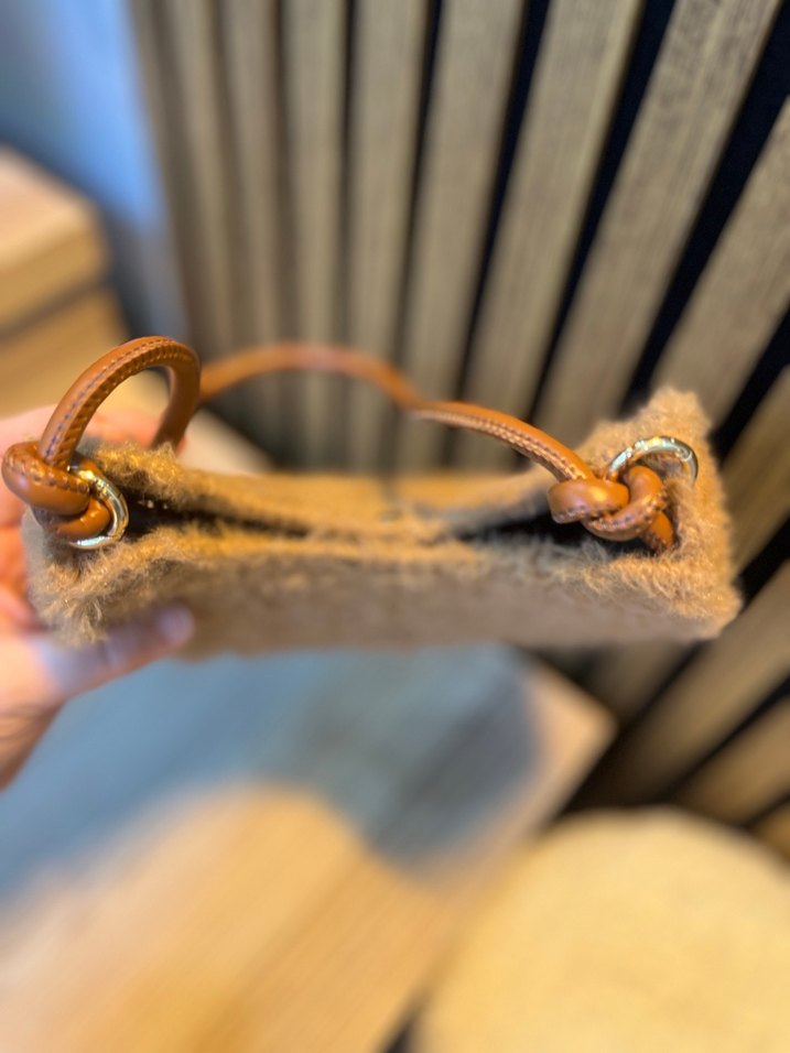 Kürk Detaylı Kahverengi Örgü Kadın Çanta - Görsel 5