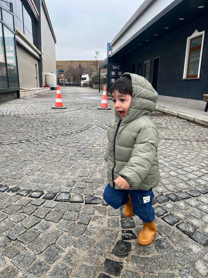 Yeşil Erkek Çocuk Şişme Mont - Görsel 4