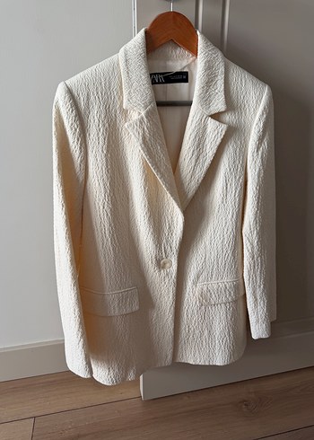 Zara Ekru Dokulu Tek Dugmeli Blazer Ceket