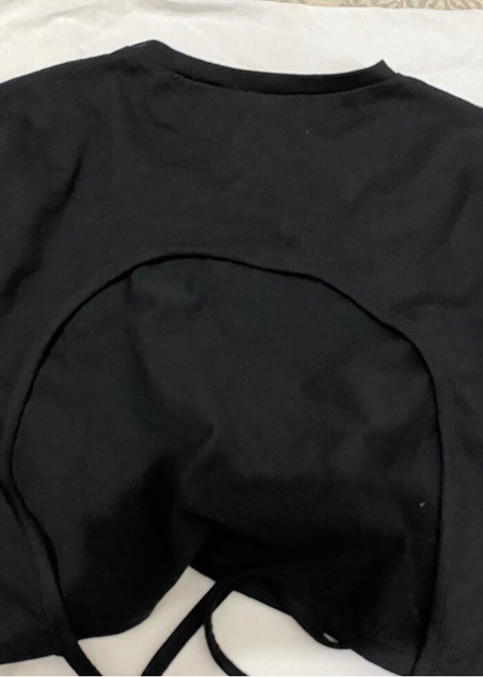 Rooted Kadın Basıc Kol Sırt Acık Crop Tshırt - Görsel 3