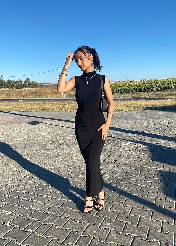 Trendyolmilla Siyah Sıfır Kol Drapeli Esnek Elbise - Görsel 2