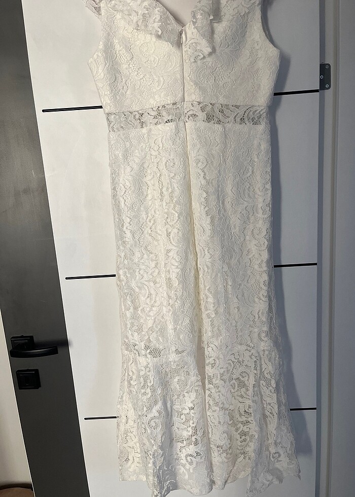 Kısa dantel elbise - Görsel 2