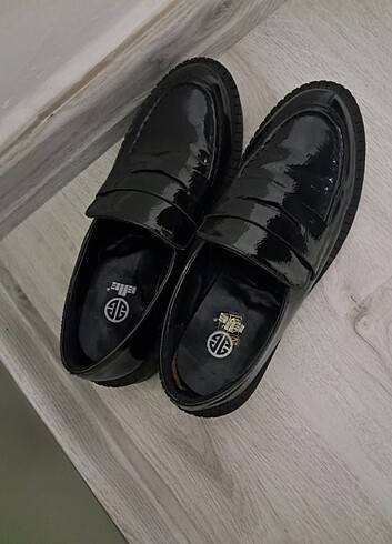 37 Beden Elle siyah loafer ayakkabi 