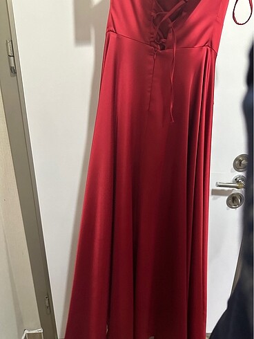 Kırmızı abiye - Görsel 5