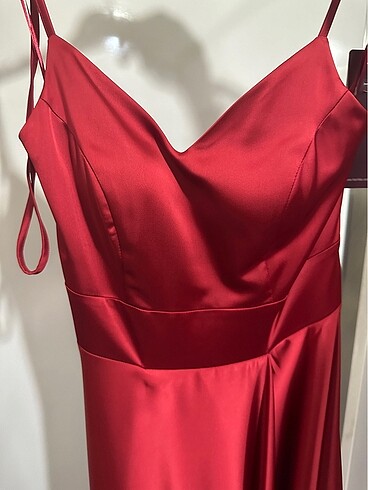 Kırmızı abiye - Görsel 7