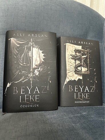 BEYAZ LEKE I&II CİLTLİ