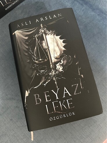  Beden Renk BEYAZ LEKE I&II CİLTLİ