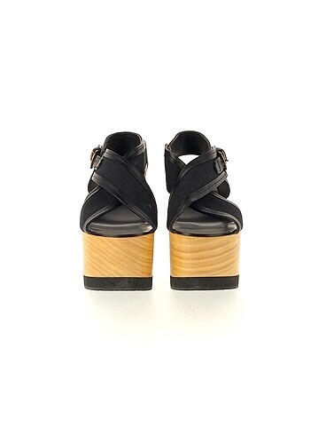 35 Beden Isabel Marant Dolgu Topuk %70 İndirimli.