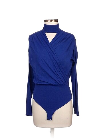 Zara Bluz %70 İndirimli.