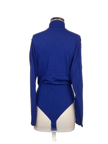m Beden Zara Bluz %70 İndirimli.