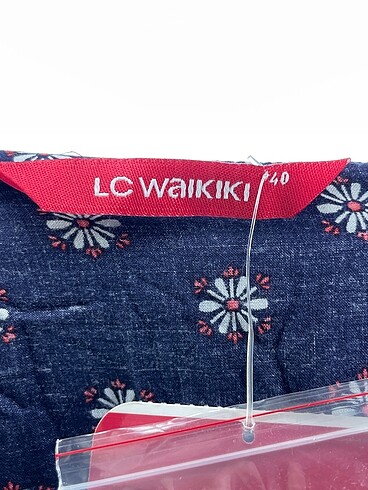 40 Beden çeşitli Renk LC Waikiki Bluz %70 İndirimli.