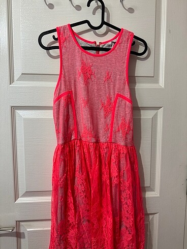 Forever new neon pembe elbise 38 beden
