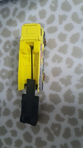  Beden Renk Hot wheels 