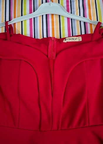 Kırmızı  madonna yaka elbise - Görsel 2