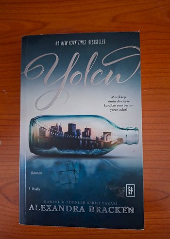 Alexandra Bracken'tan Yalnızca Yolcu ve Gezgin Romanları - Görsel 2