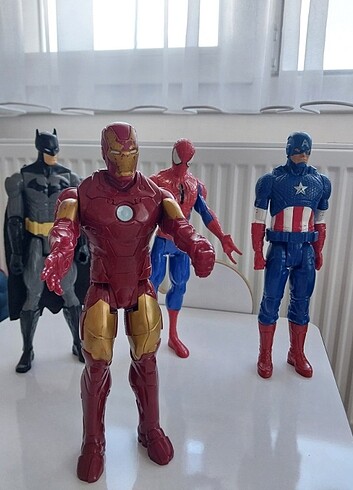 Hasbro Marvel Avengers AVN Aksiyon Figürleri 30cm. Demir Adam