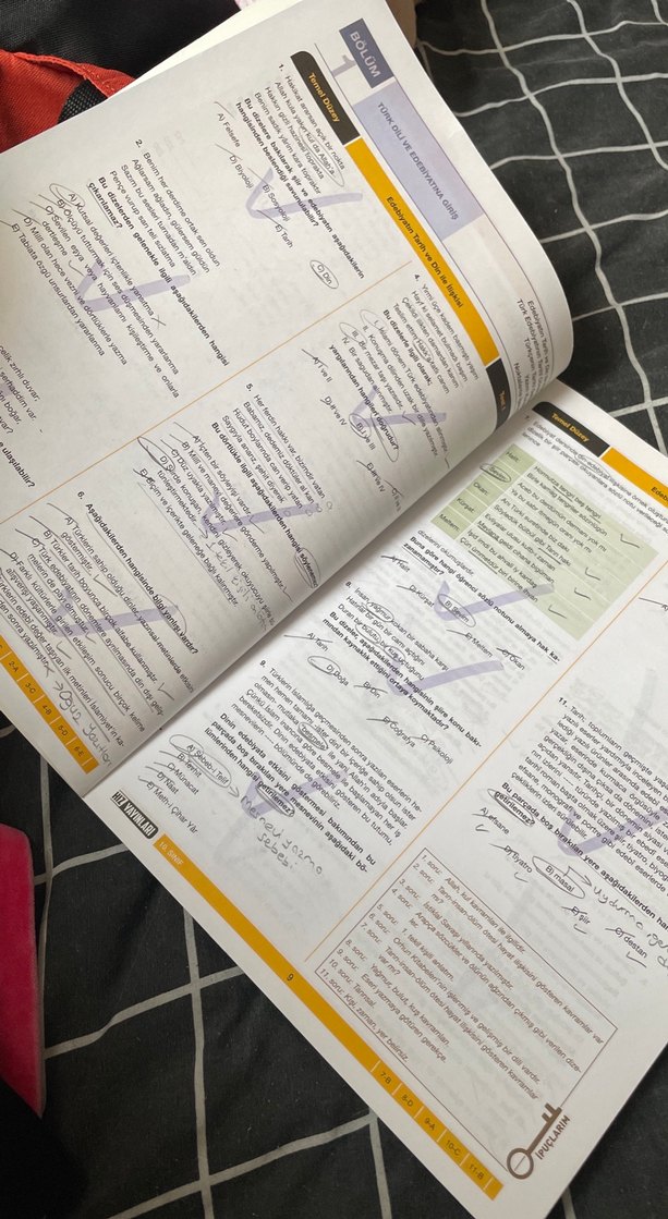 10. Sınıf Türk Dili ve Edebiyatı Soru Bankası - Görsel 3